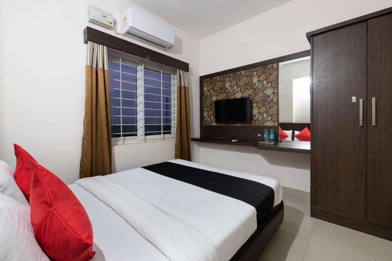 Hotel Nirvikalpa Ullal Ngoại thất bức ảnh